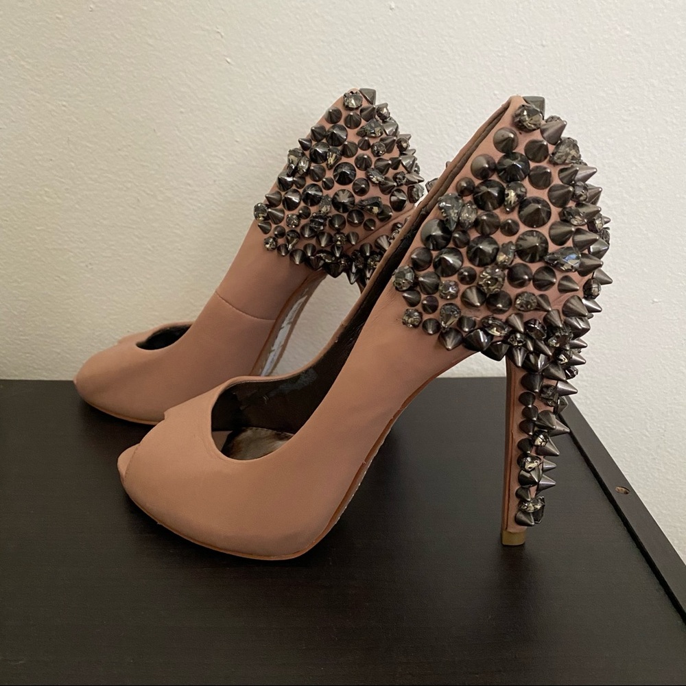 Sam Edelman Nude Spiked Peep Toe Heels Size 6.5
